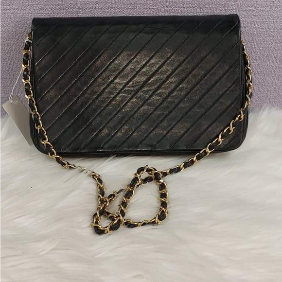 Chanel Vintage CHANEL  Diagonal Quilted Flap bag Entrupy Authenticated - Picture 4 of 6